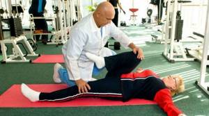 Доктор Бубновский: видео упражнения для коленных суставов