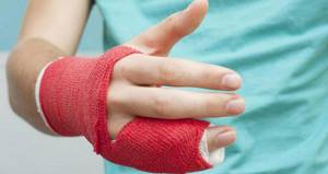 Вывих кисти рук: способы диагностики, лечения и последствия