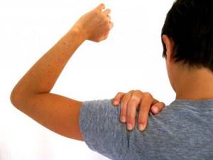 Периартрит плечевого сустава: лечение, симптомы, причины