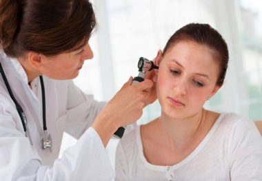 Шум в голове при шейном остеохондрозе: лечение, симптомы, причины звона в ушах