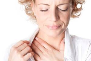 Ком в горле при остеохондрозе шейного отдела: симптомы, лечение