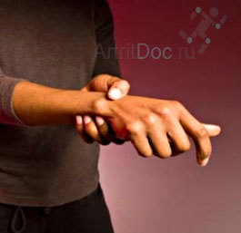 Болят суставы рук: что делать, причины и лечение 
