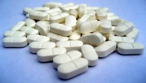 Таблетки от остеохондроза: список лекарств таблетированной формы