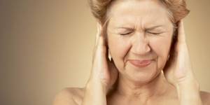 Боль в шее при повороте головы: лечение, причины возникновения
