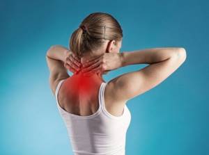 Растяжение мышц шеи: причины, симптомы, методы лечения